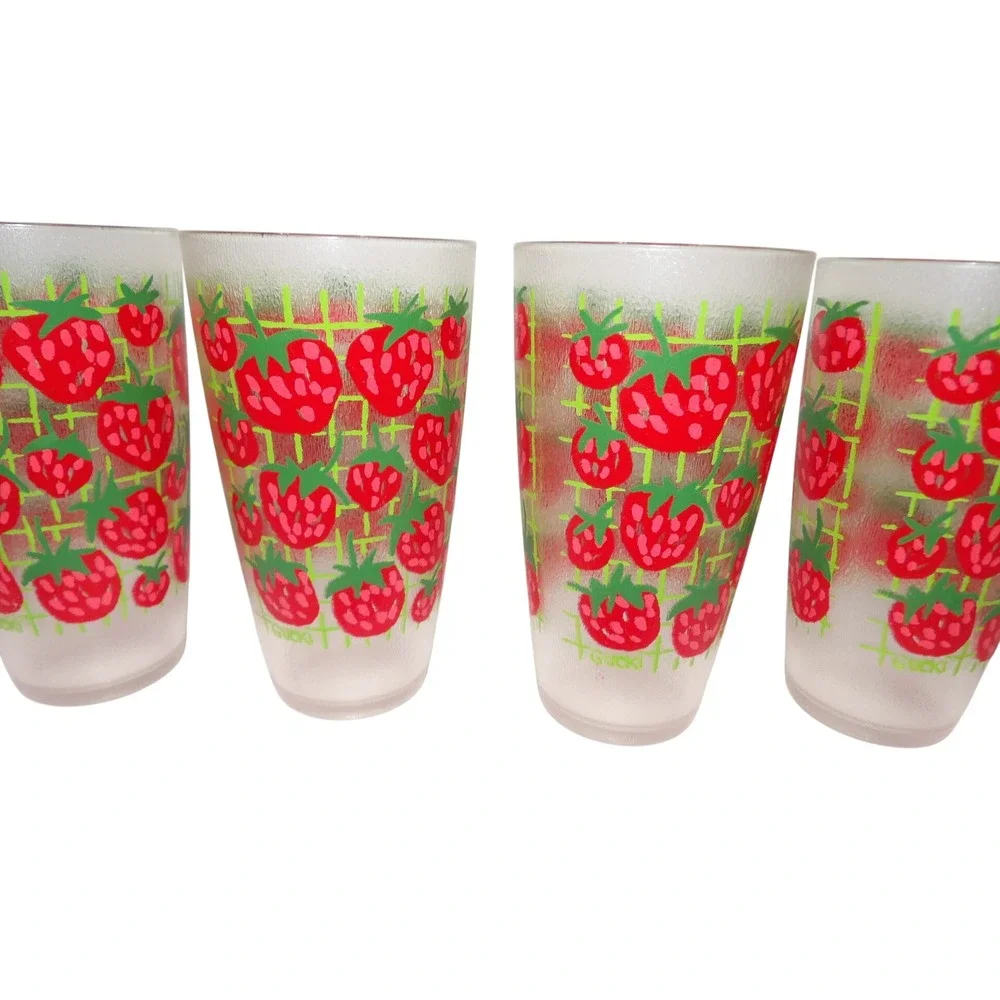 Vintage Gucki Frosted Strawberry Trellis Glass Tumblers Set of 6 Red Green Retro